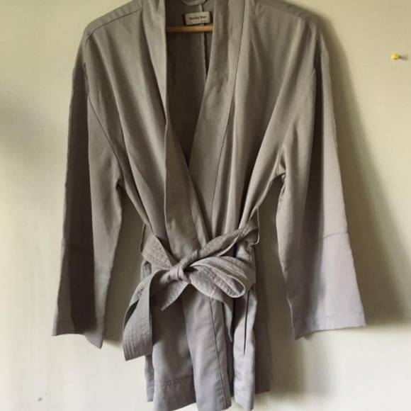 ARITZIA SUNDAY BEST IGBY ROBE Jacket - Picture 5 of 5